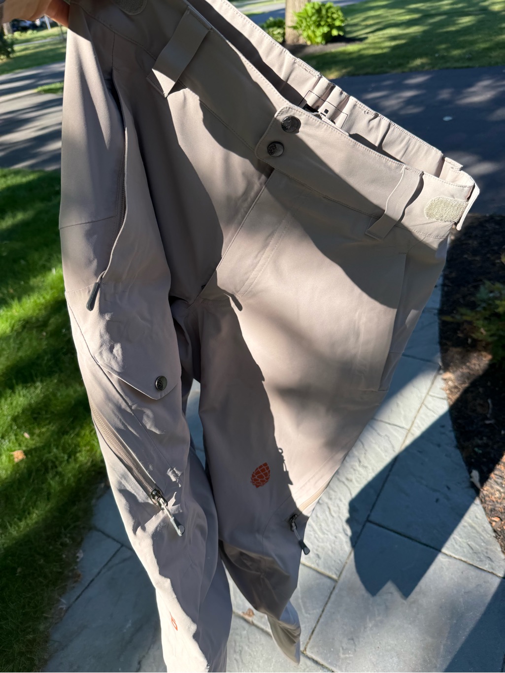 Stio Environ Men’s Size Medium Tan Ski Pants